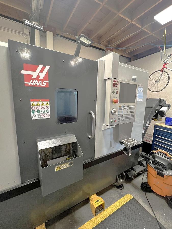 Used 2020 Haas ST-20 with Tailstock, Chip Conveyor, Tool Presetter, Parts Catcher, High Intensity Lighting