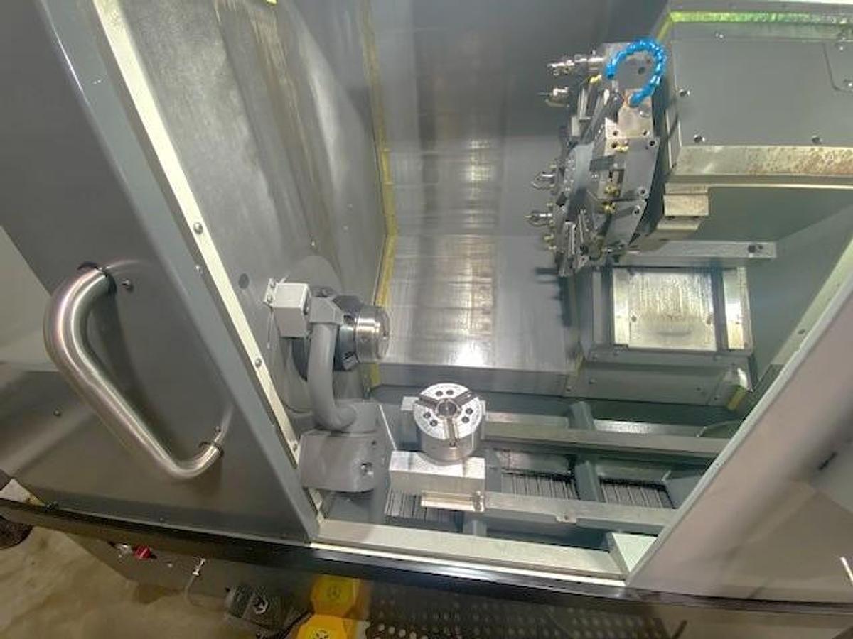 Used 2022 Haas ST-10 Chucker, Tool Presetter, Chip Conveyor, Rigid Tapping 1GB Program Memory **Only 121 Run Time Hours**