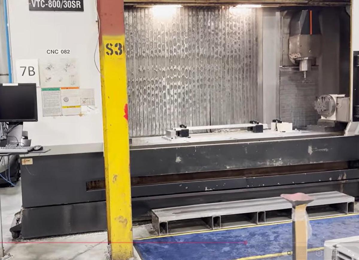 Used 2010 Mazak VTC800E/30-SR