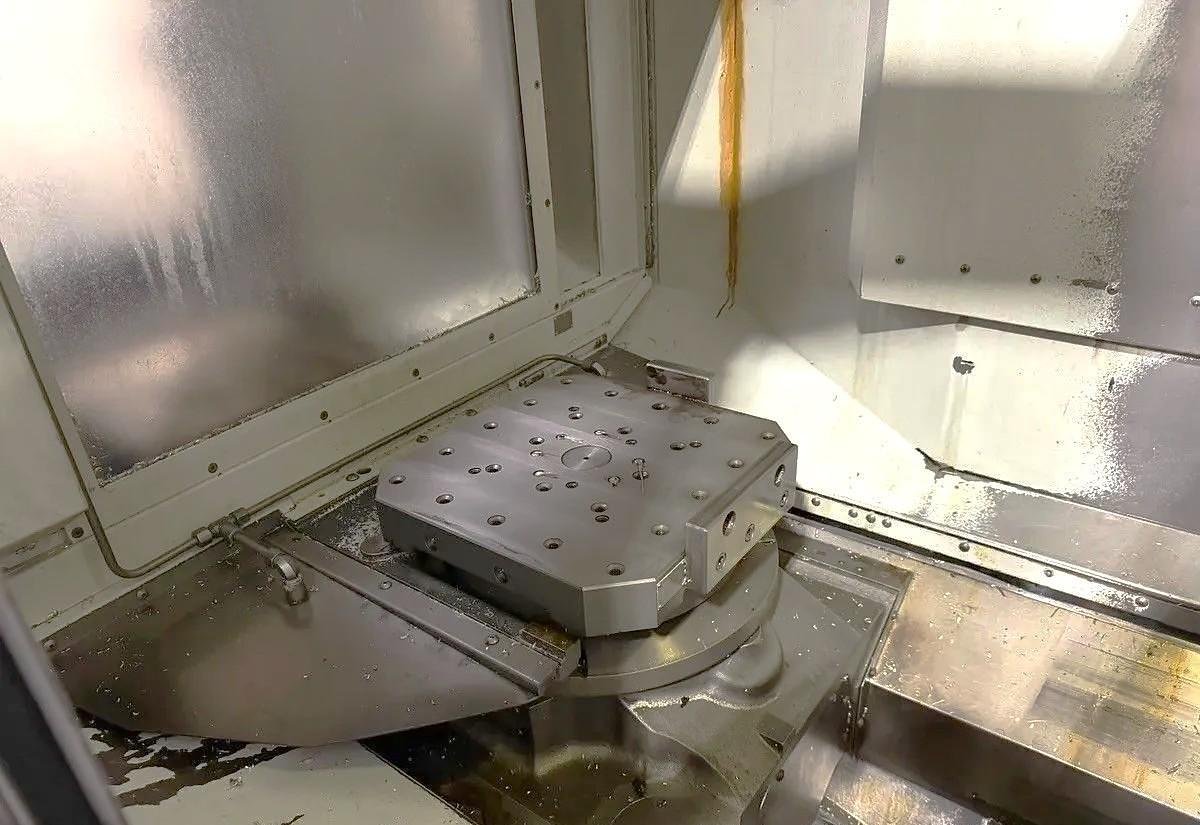 Used 2012 Mori Seiki NHX4000 with 1 Degree Pallet Index, CTS, 12,000 RPM, CAT40, 40 Station Tool Changer, Hyd. Fixturing, Cool Blaster Coolant