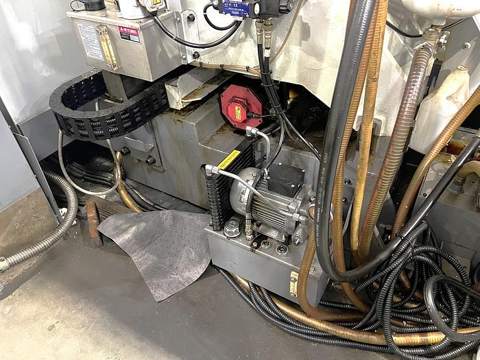 Used 2005 Hyundai-Kia VX500 3 Axis Vertical Machining Center