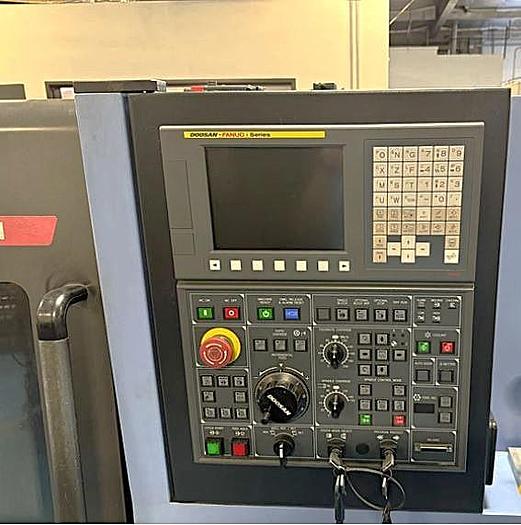 Used 2012 Doosan Lynx 220LMA with LNS Barfeeder, C Axis, Milling, Parts Catcher, Chip Conveyor, 2" Bar Capacity