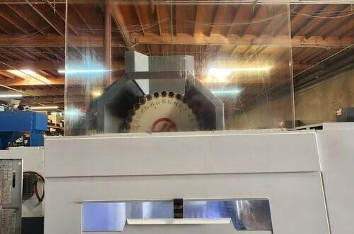 Used 2018 Haas VF4SS