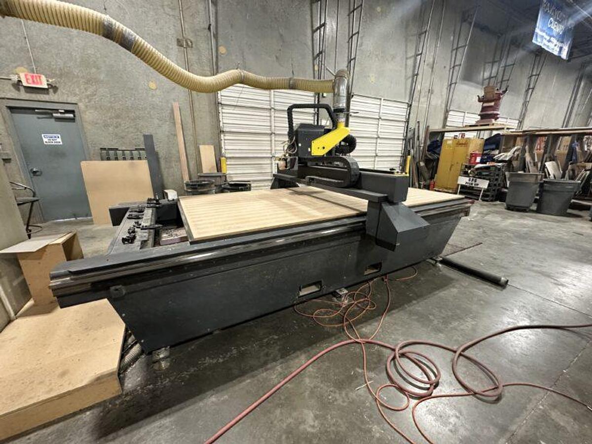 Used 2004 Multicam Series 3000 Router 60"x120" Travels