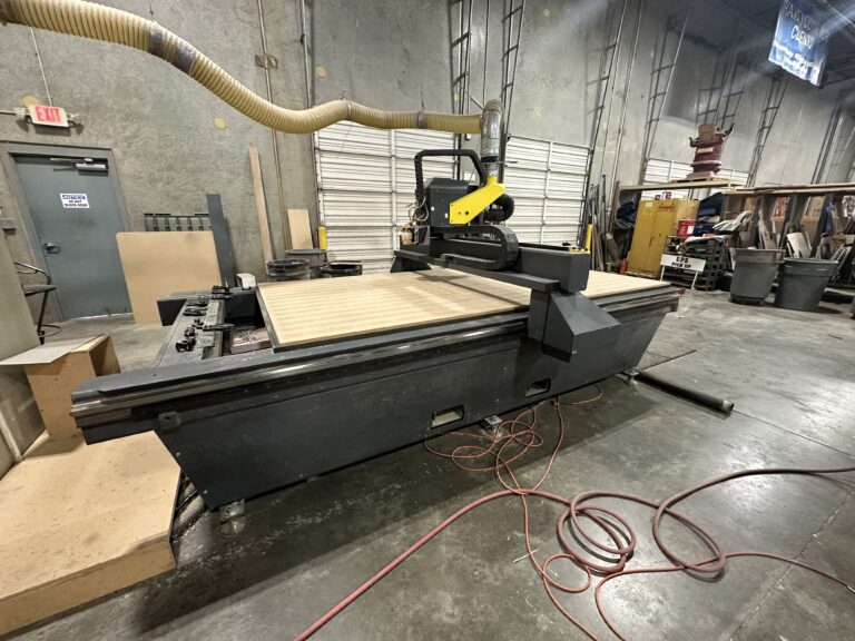 Used 2004 Multicam Series 3000 Router 60"x120" Travels