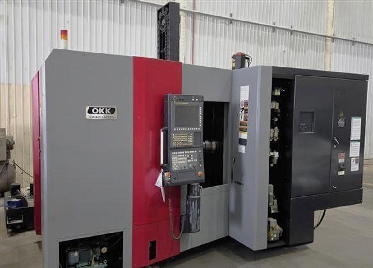 Used 2015 OKK HMC-400 with Full 4th Axis, 60 Station Tool Changer, CAT40, Coolant Thru Spindle, Renishaw OMP60 Probe, Conveyor