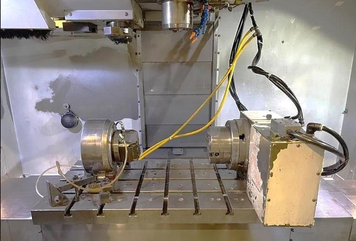 Used 2006 Haas VM-2 with Haas HRT210 4th Axis Table, Prog. Coolant, Remote Jog Handle, 24 Station Side Mount ATC, High Spd Machining