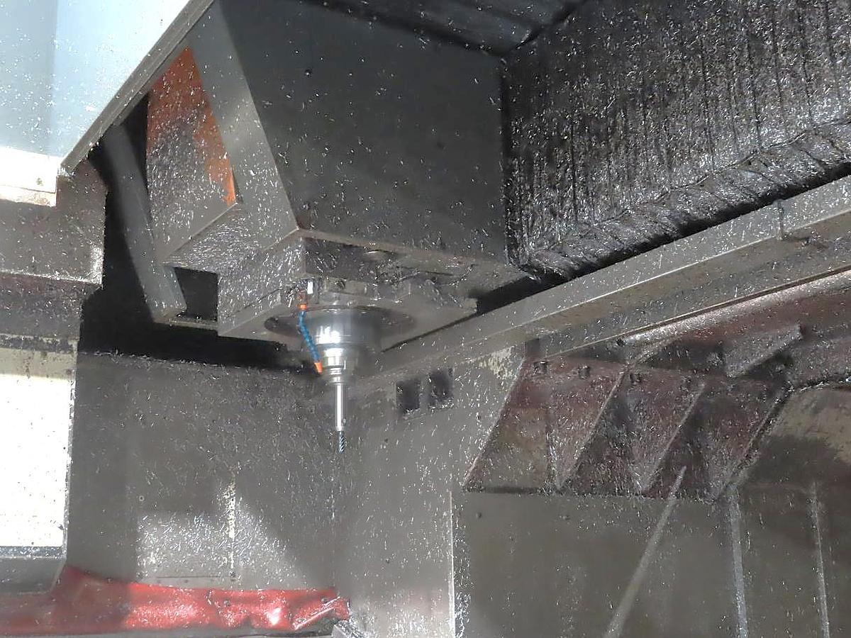 Used 2009 VTEC VF-4000 Double Column Style Bridge Mill with 40 ATC, Coolant Thru Spindle, 6000 RPM, CAT50, 165"x90"x36"
