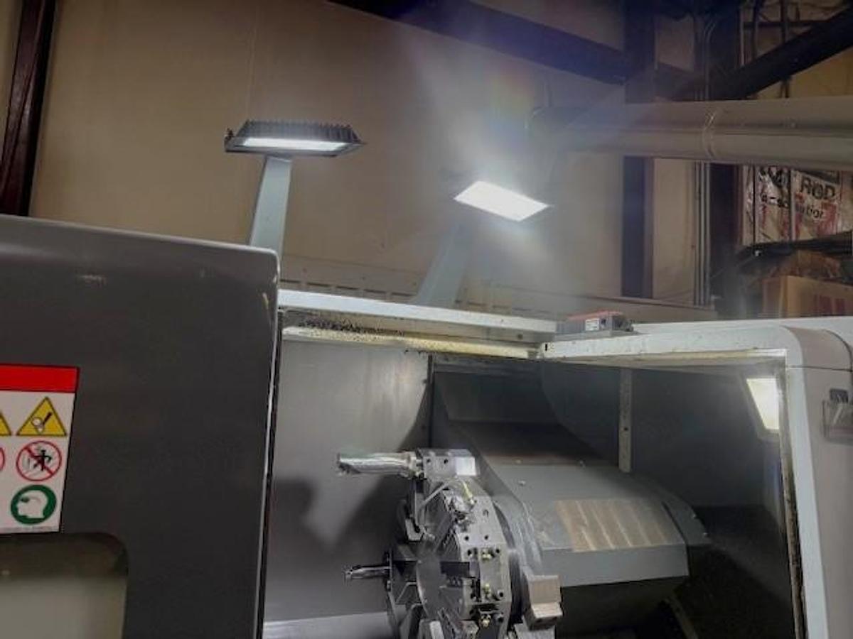 Used 2017 Haas ST-35 with Tailstock, Chip Conveyor, Parts Catcher, Toolsetter, 4" Bar Capacity, 31.75" sw, 26" cc, 40 HP, Geared Head