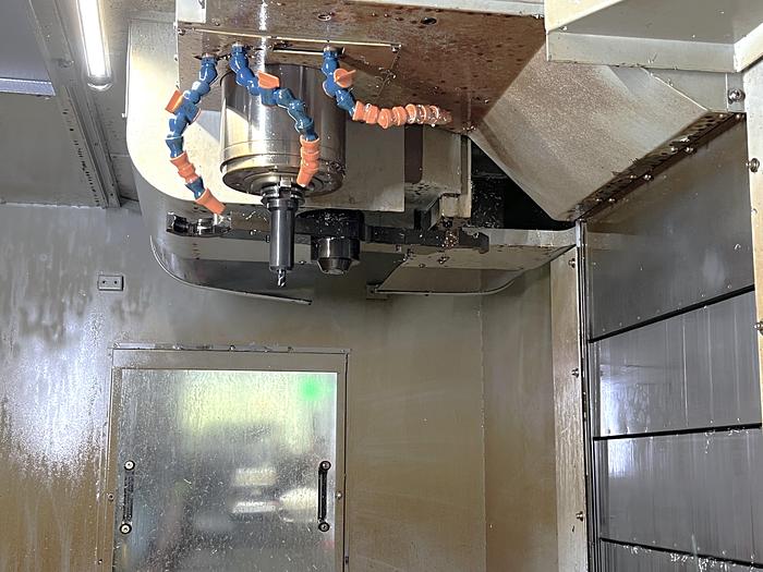 Used 2005 Hyundai-Kia VX500 3 Axis Vertical Machining Center