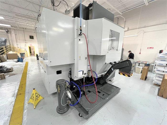 Used 2021 Haas UMC-1000SS