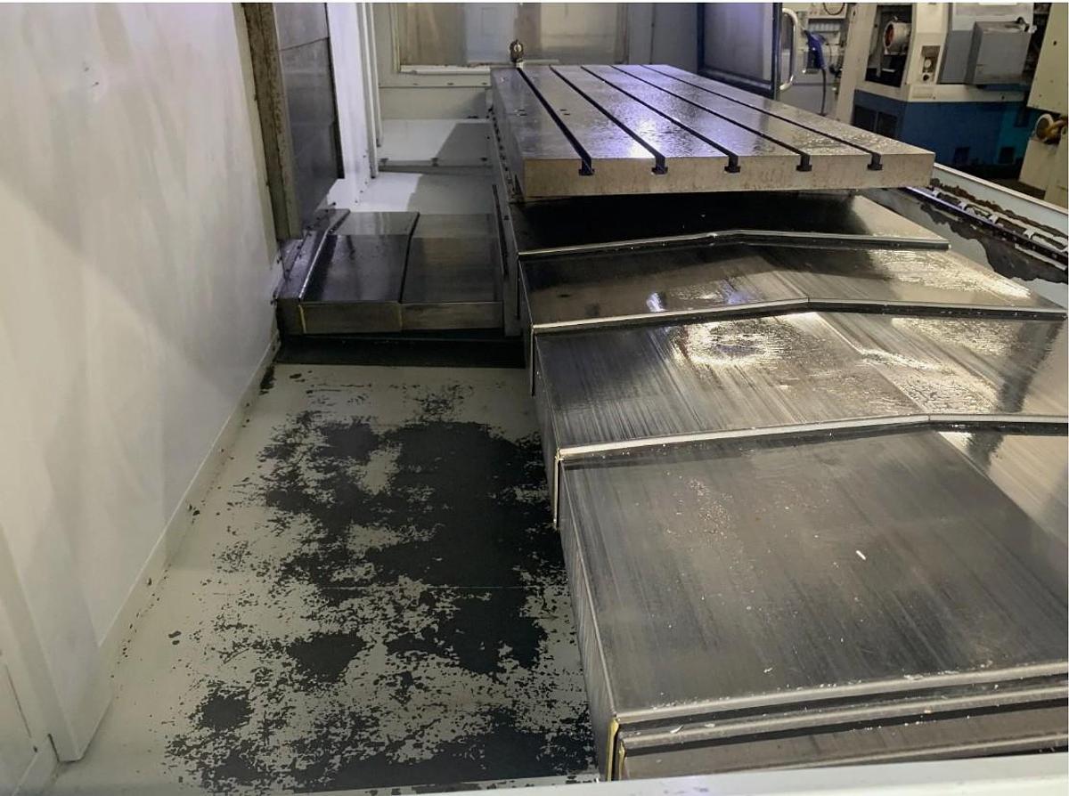 Used 2013 Haas VF7/40 with 10,000 RPM, 40 Station ATC, 4th & 5th Axis Prepped, Probing Package, Pcool, Auger, HSM