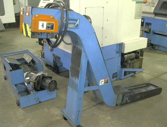 Used 2000 Mazak QT200 with Chip Conveyor, 8" Hydraulic Chuck, Tool Presetter