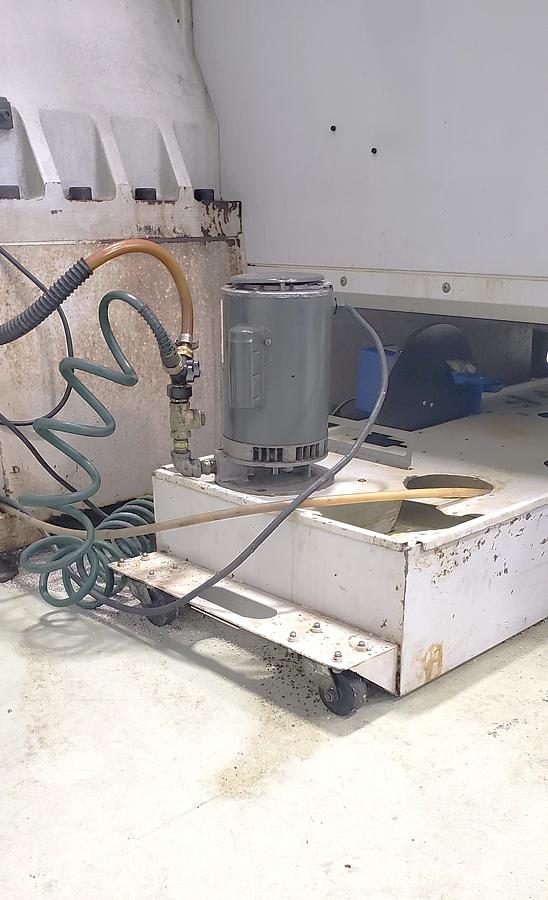 Used 2001 Haas VF4D with Haas HRT210 4th Axis Table, Tailstock, Auger, Prog. Coolant, Quick Code