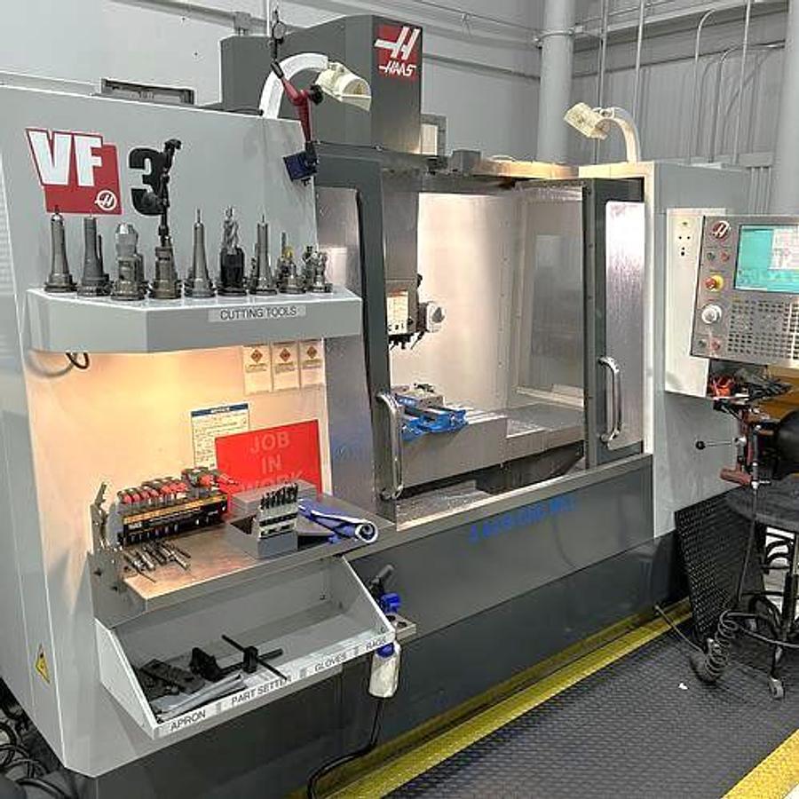 Used 2010 Haas VF-3 with Haas Probing, Programmable Coolant, Chip Auger, High-Intensity Lighting, Only 448 Feed Cut Hours