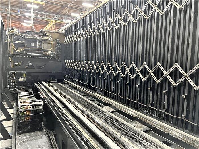 Used 2006 Mazak SVC 2000L/200