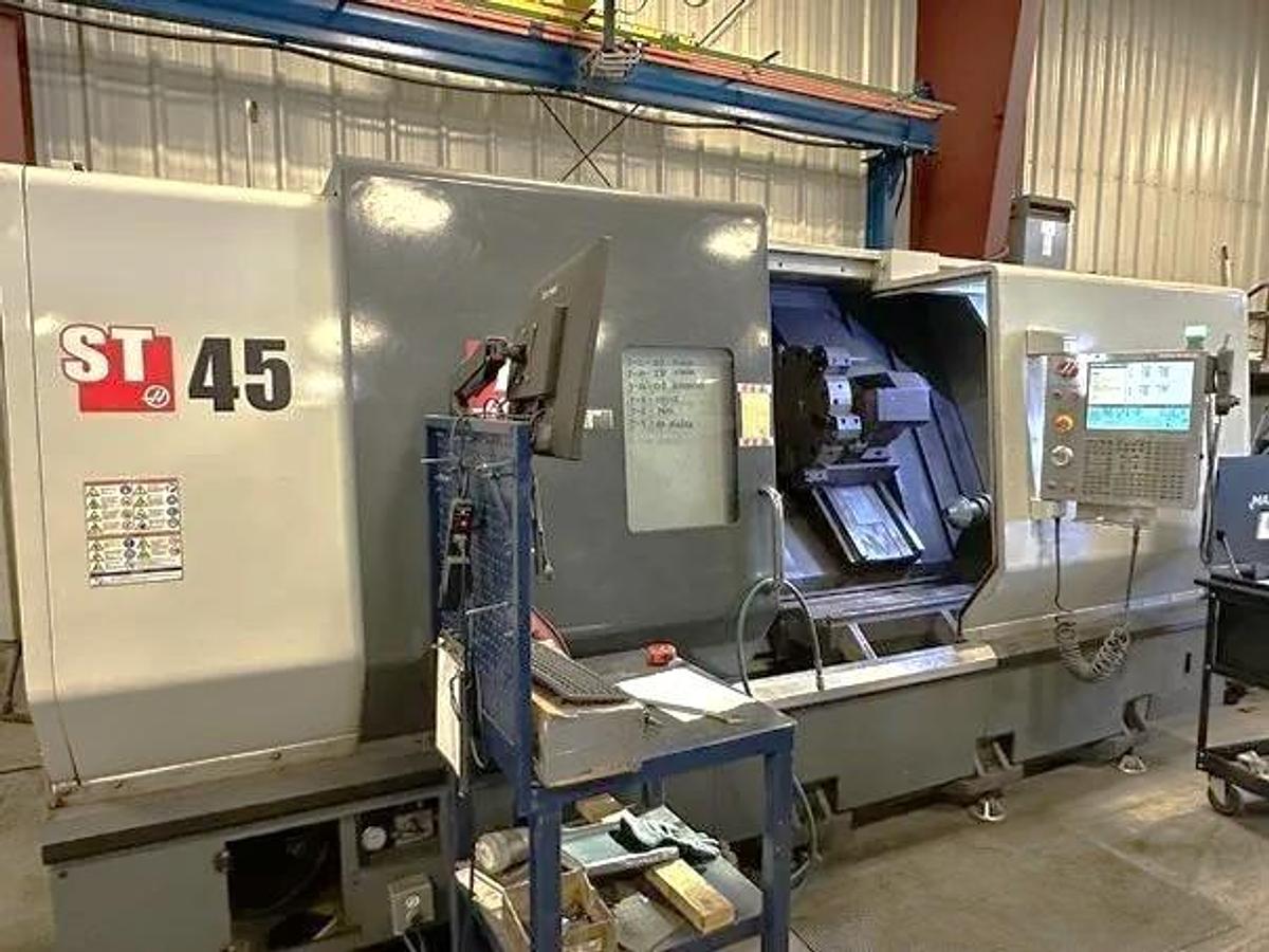 Used 2014 Haas ST-45M with Milling Capability, 18" Hyd. Chuck, 6.5" Bar Capacity, Chip Conveyor, Tailstock,