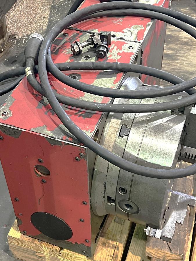 Used 2012 Haas VF8/50 with Coolant Thru Spindle, Probe Ready, 4th Axis Table, CAT 50, 7500 RPM, 30 Station Tool Changer, 