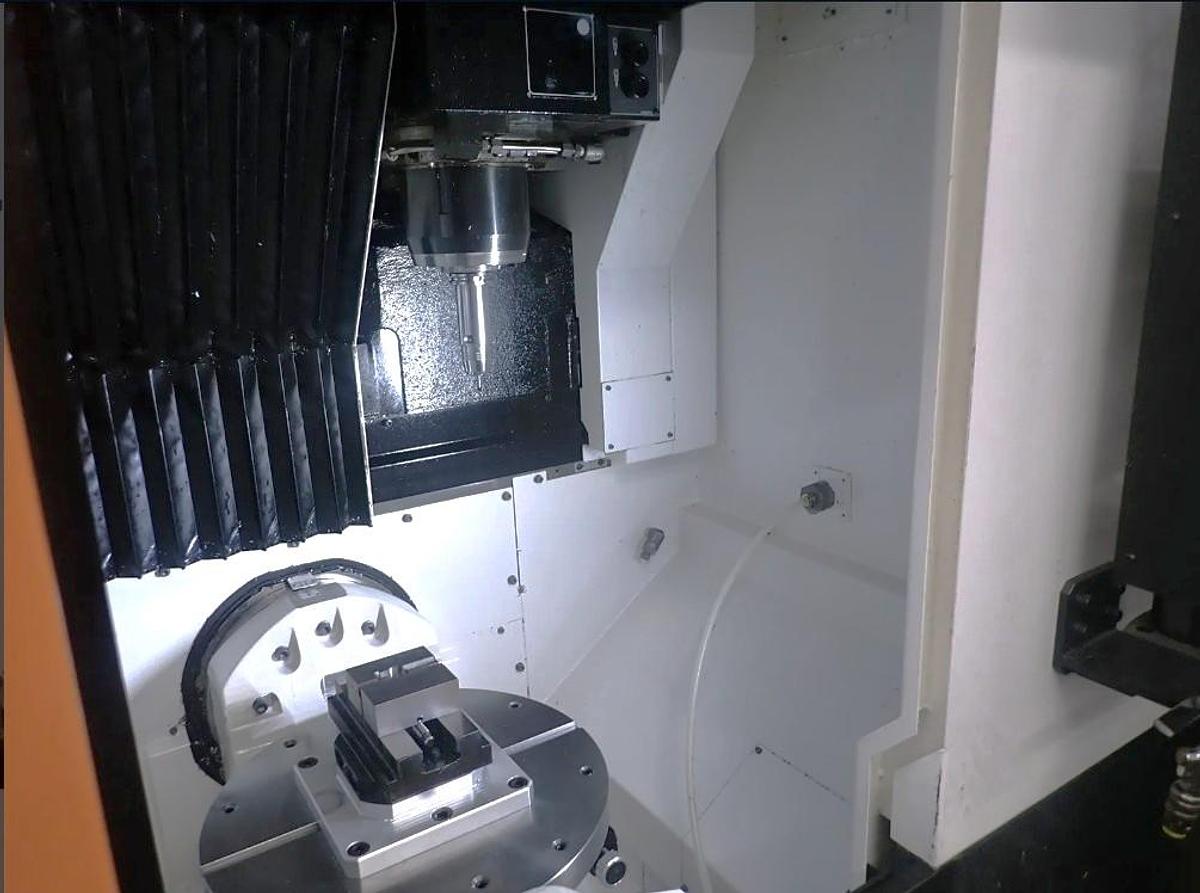 Used 2019 Mazak VC-500A-5X with Simultaneous 5 Axis, High Press. Coolant, Tool Probe, Chip Conveyor, 2000 Cutting Hours