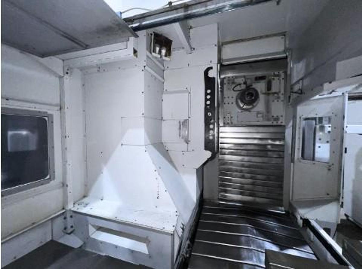 Used 2010 Haas EC-1600ZT w/ Built In 30" Table, Extended Z Axis, HP CTS, Probing, 30 ATC, 7,500 RPM