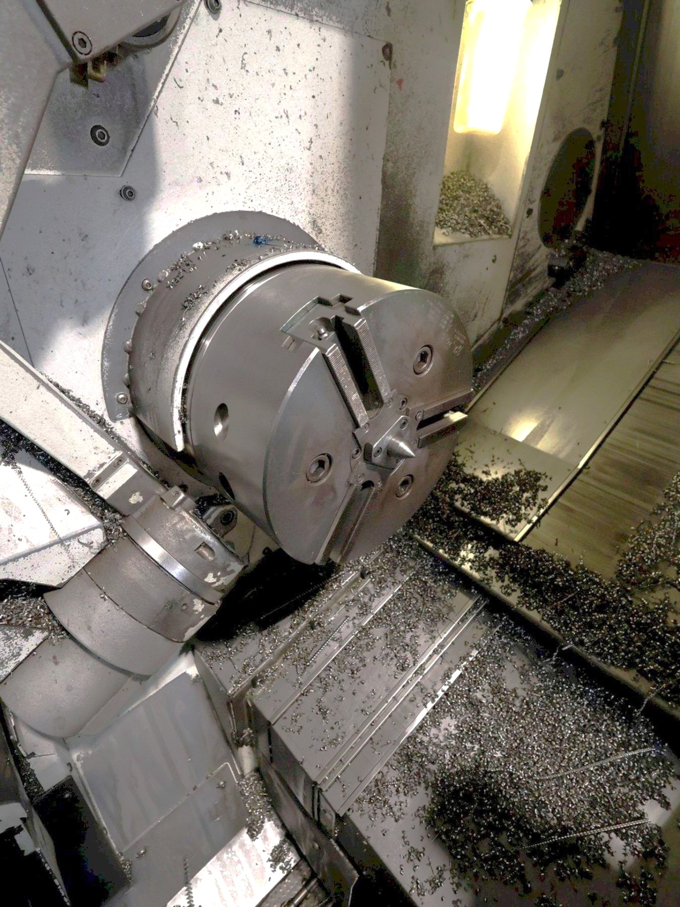 Used 2009 Mazak Nexus QTN 250-II/1500 with RARE 60" centers, Tailstock, Chip Conveyor, Toolsetter, 10" Chuck, 3" Bar Capacity