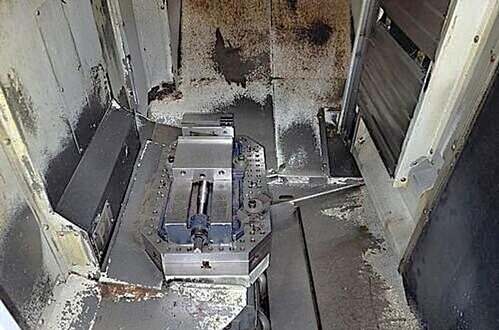 Used 2006 Haas MDC-500 Mill Drill Center with 2 Pallet Changer, Coolant Through Spindle, Chip Auger