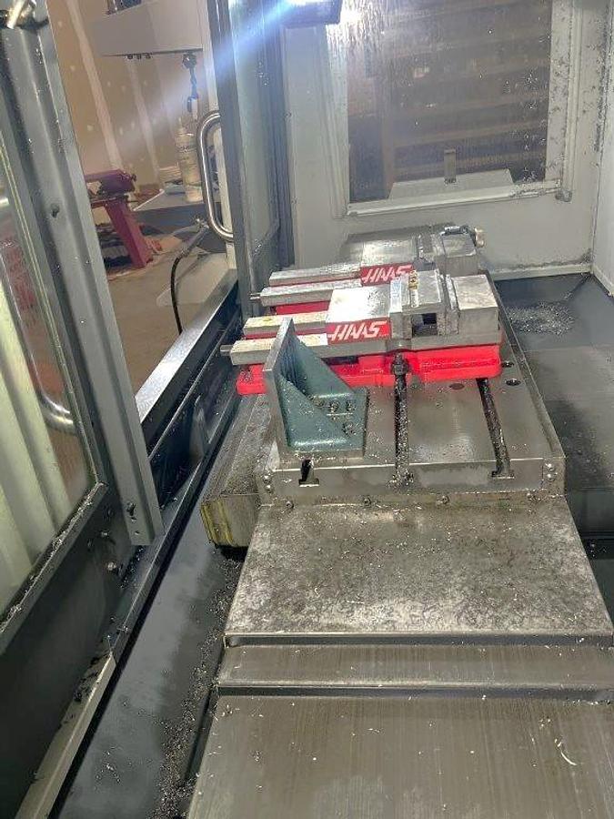 Used 2022 Haas VF-2SS w/ Haas HRT-210 Rotary Table, Probing, High Speed Machining, Auger, Pcool