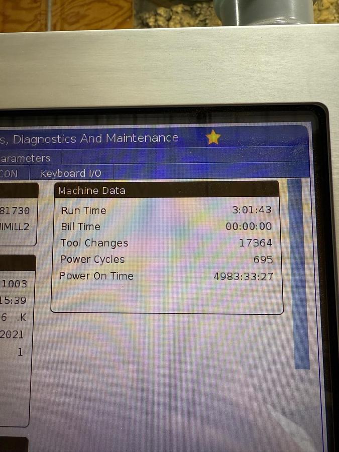 Used 2021 Haas Mini Mill 2 with Chip Auger, Rigid Tap, 20 ATC, 220V Three Phase Power, VERY LOW HOURS