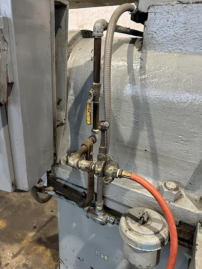 Used Bulldozer Type 300 Ton Horizontal Hydraulic Press