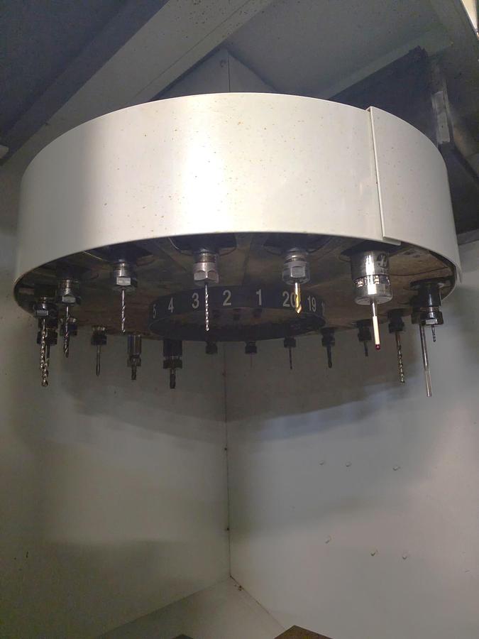 Used 2019 Haas Mini Mill 2 with Probing Package, Programmable Coolant, Auto Air Gun, Coolant System, LOW HOURS