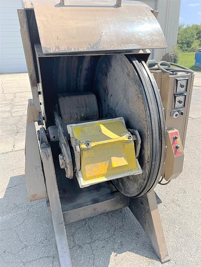 Used 1986 Harperizer Model 2HA12 Vibratory Surface Finishing Machine