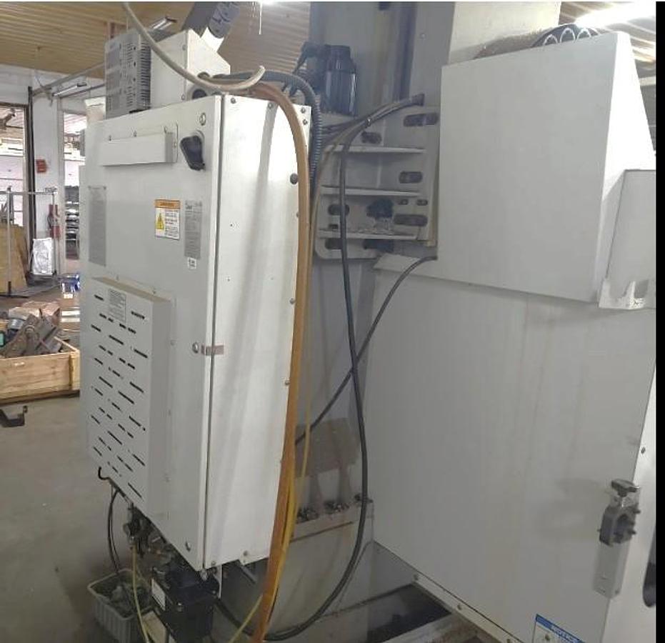 Used 2004 Haas VF-2SS with Haas Probing, 24 Pos. Side Mount ATC, 12,000 RPM, CAT 40, HSM, 30 HP, PCool, Auger, Floppy Drive