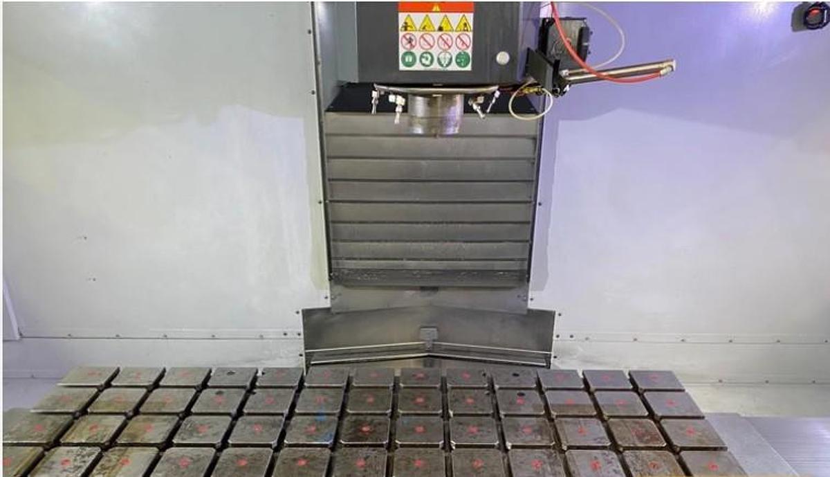 Used 2018 Haas VM-6 with Haas TR310 Trunnion Table, Probing, Coolant Thru Spindle, Z Axis Riser
