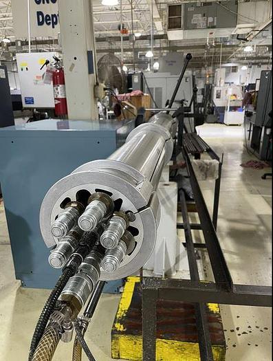 Used 2010 Doosan Lynx 220A with Barfeed