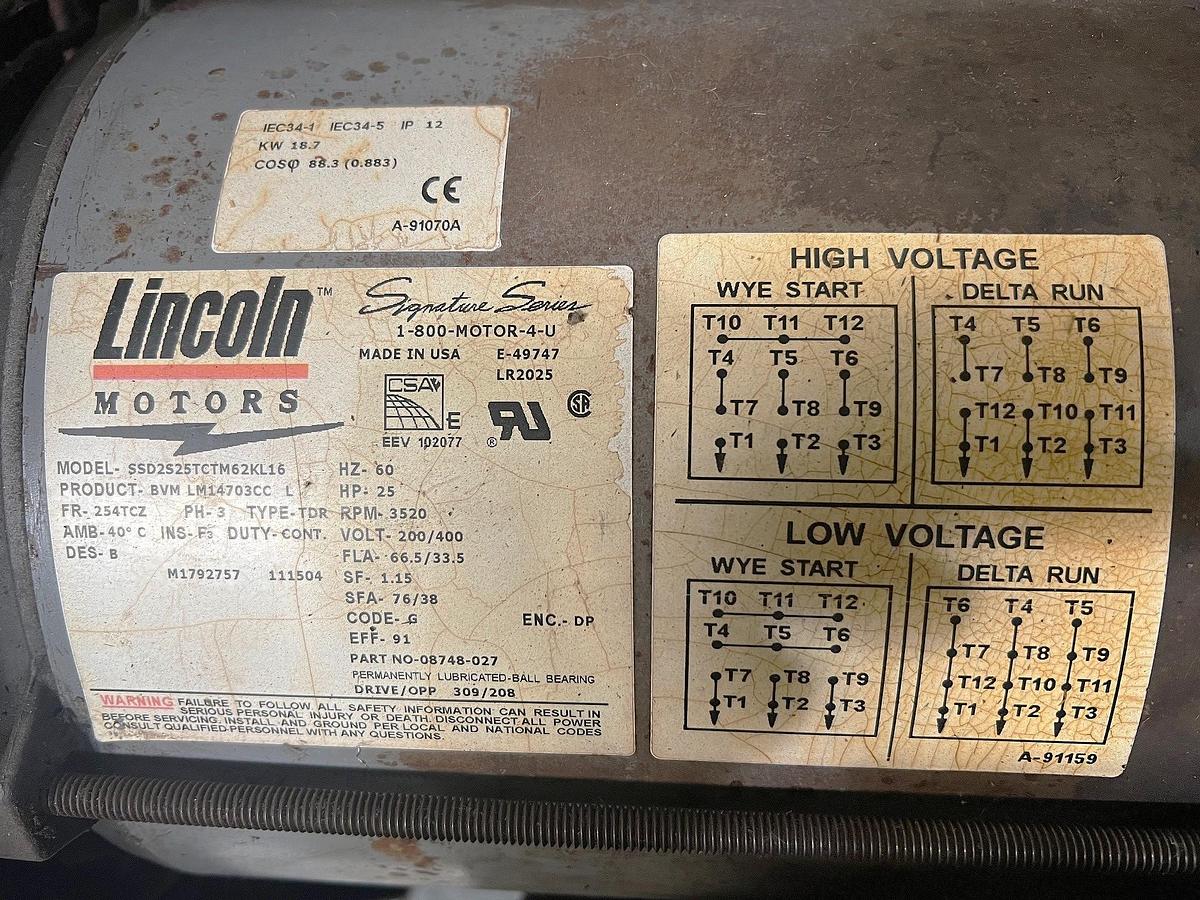 Used 1999 Saylor-Beall 25DR Screw Type Air Compressor