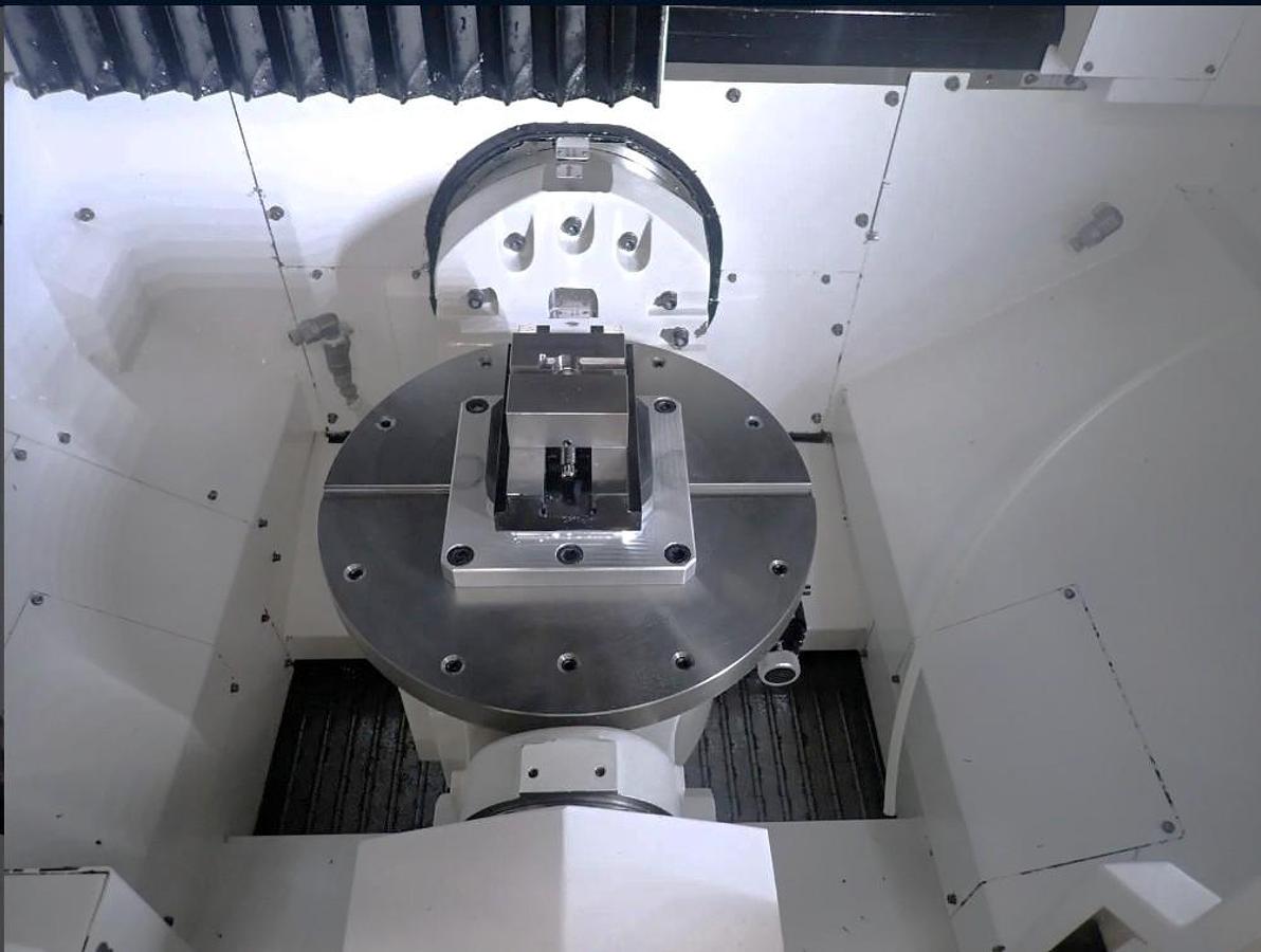Used 2019 Mazak VC-500A-5X with Simultaneous 5 Axis, High Press. Coolant, Tool Probe, Chip Conveyor, 2000 Cutting Hours