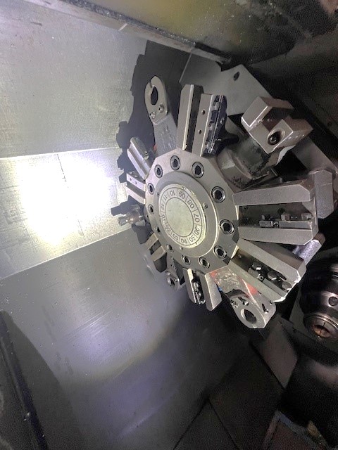 Used 2001 Mazak SQT100MS Mazatrol Fusion 640T with Milling/Drilling Capability, Subspindle, Full C Axis Spindle Rotation, Conveyor