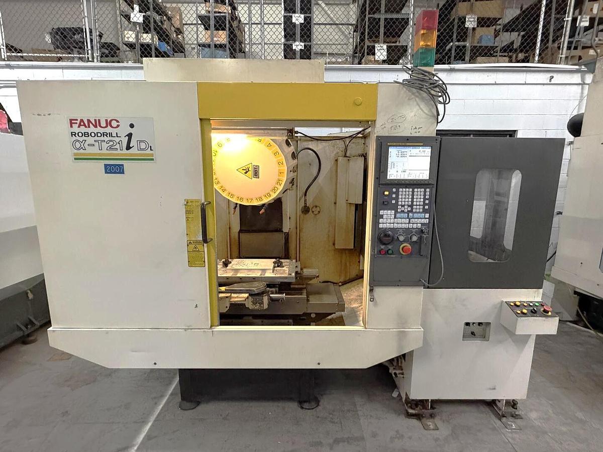 Used 2005 Fanuc Robodrill Alpha T-21iDL w/ Pallet Changer, 10,000 RPM, 21 Station ATC, Fanuc 16iMB, 2834 Run Hours