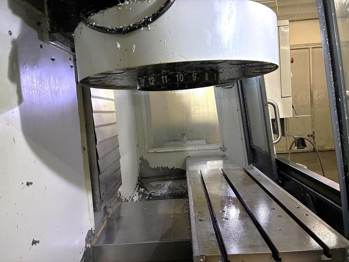 Used 2017 Haas VF2 with Chip Auger, Rigid Tapping, 8100 RPM, 20 Station Umbrella ATC, ONLY 3,429 Feed Cutting Hours !!