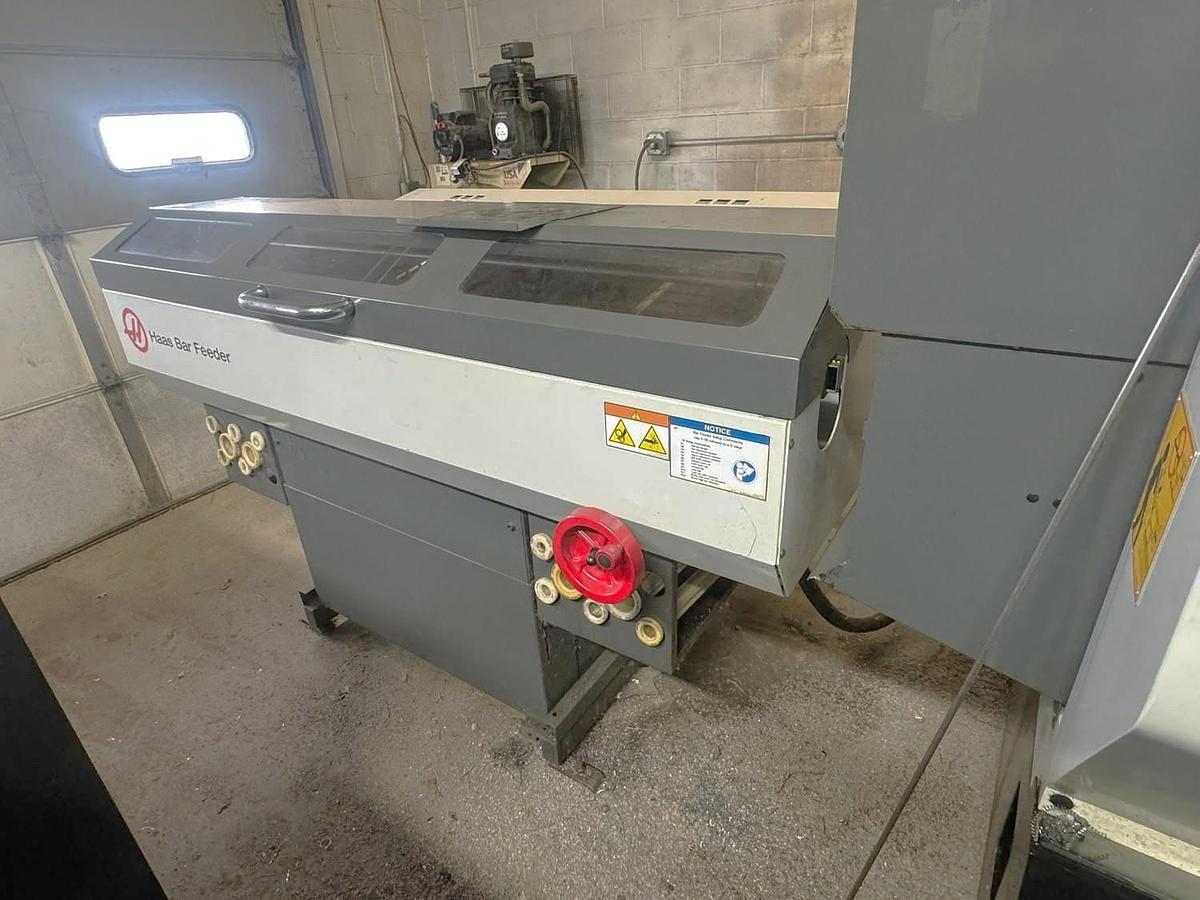 Used 2016 Haas ST-30SSY with Live Milling/Drilling Cap, C Axis, Y Axis, Barfeed, Parts Catch, Chip Conv., Tailstock, C Axis, Tool Setter