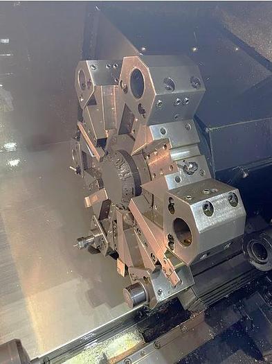 Used 2010 Doosan Lynx 220A with Barfeed