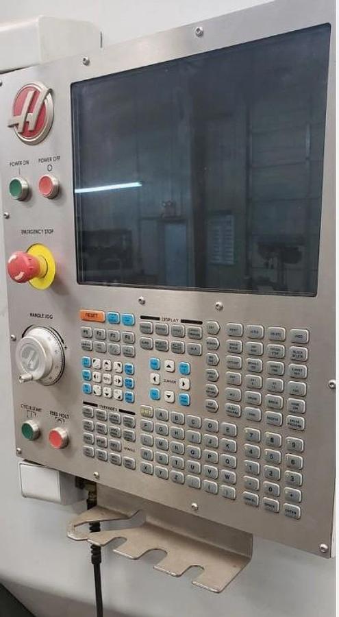 Used 2014 Haas ST-40 with SMW Hydraulic Steady Rest, 4" Bar Capacity, Toolsetter, Tailstock, Chip Conveyor, 44" Centers