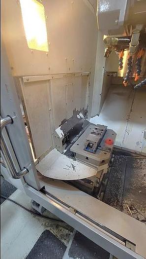 Used 2005 Haas MDC-500 Mill Drill Center with 2 Pallet Changer, Chip Auger, Programmable Coolant