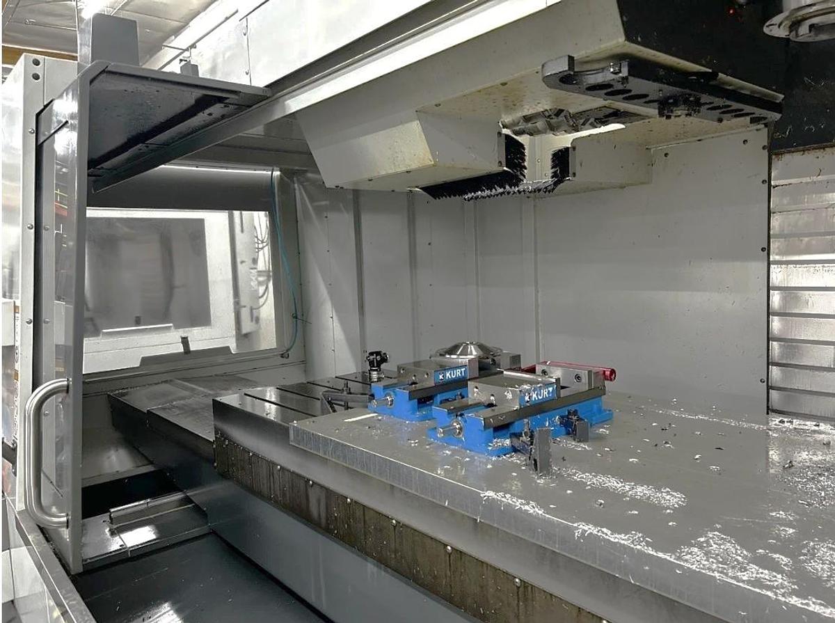 Used 2020 Haas VF-10/50 with Haas HRT310 4th Axis Tbl, Probing, Through Spindle Coolant, 7500 RPM, CAT 50