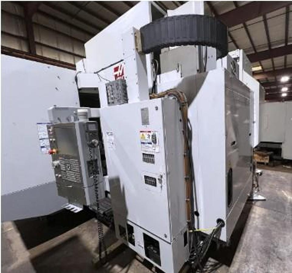 Used 2010 Haas EC-1600ZT w/ Built In 30" Table, Extended Z Axis, HP CTS, Probing, 30 ATC, 7,500 RPM