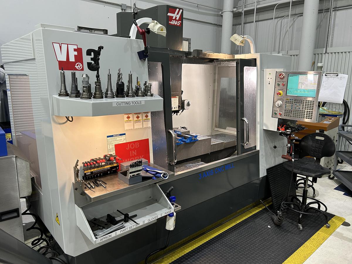 Used 2010 Haas VF-3 Programmable Coolant, High-Intensity Lighting, Only 448 Feed Cut Hours