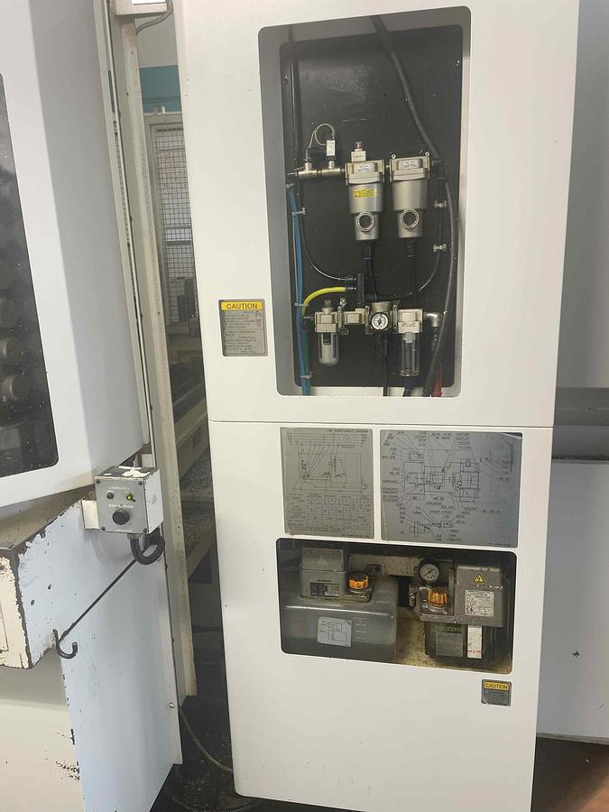 Used 2013 Okuma MB-4000H w/6-Pallets, Probing, Chip Conveyor, 15k RPM Spindle, Only ran Aluminum