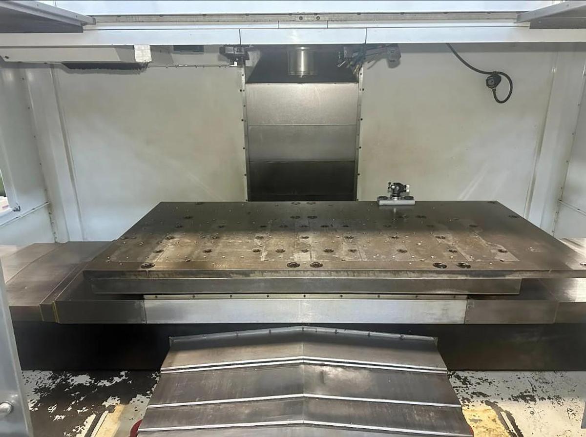 Used 2014 Haas VF8/40 with Haas Probing Package (needs probe repaired), 24 Station Side Mount ATC, 8100 RPM, CAT 40