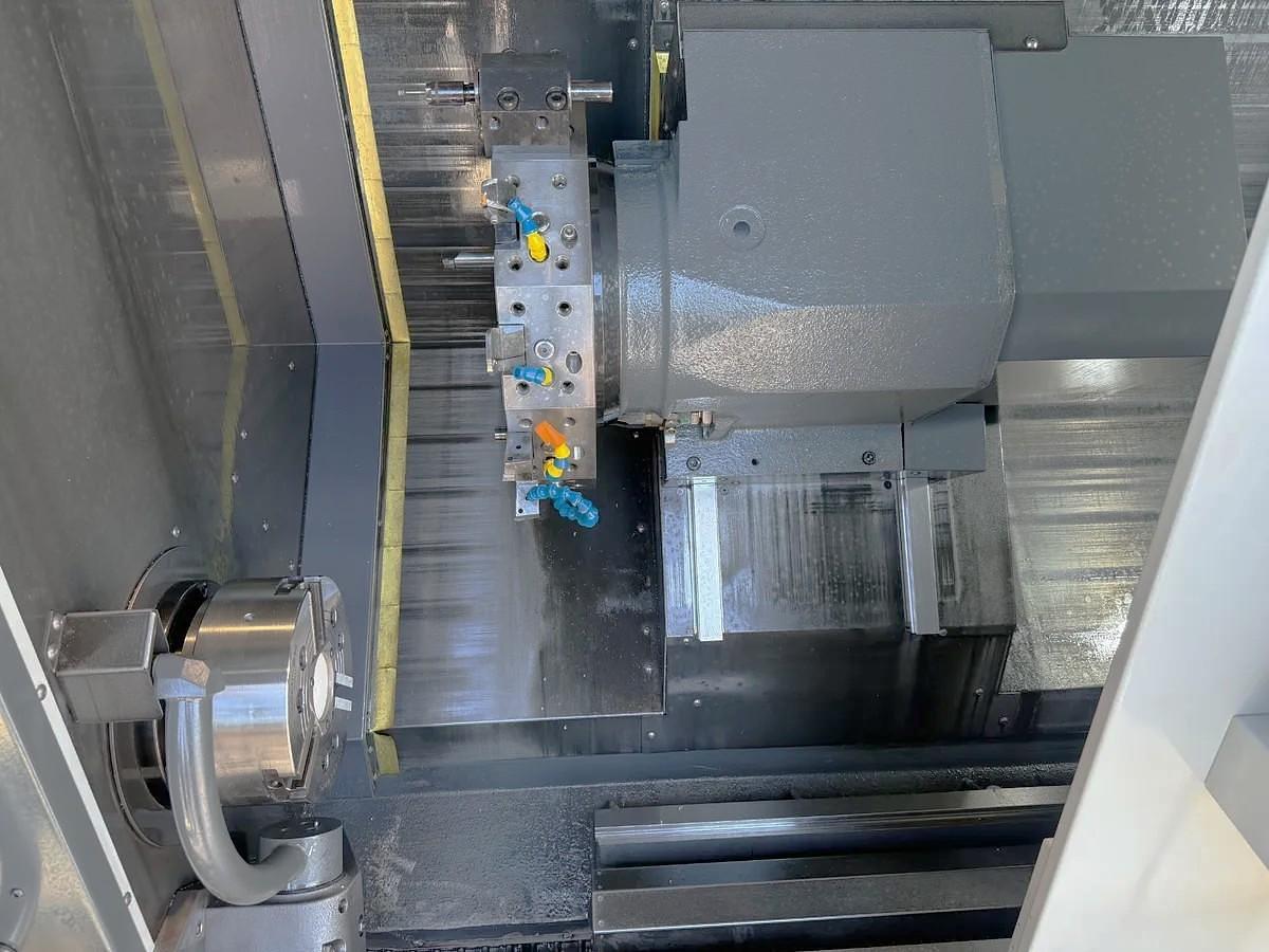 Used 2021 Haas ST-30 with 10" Chuck, 3" Bar Cap., Chip Conveyor, Tailstock, Tool Presetter, 21" x 32.5" Capacity, ONLY 1,516 Spindle Hours