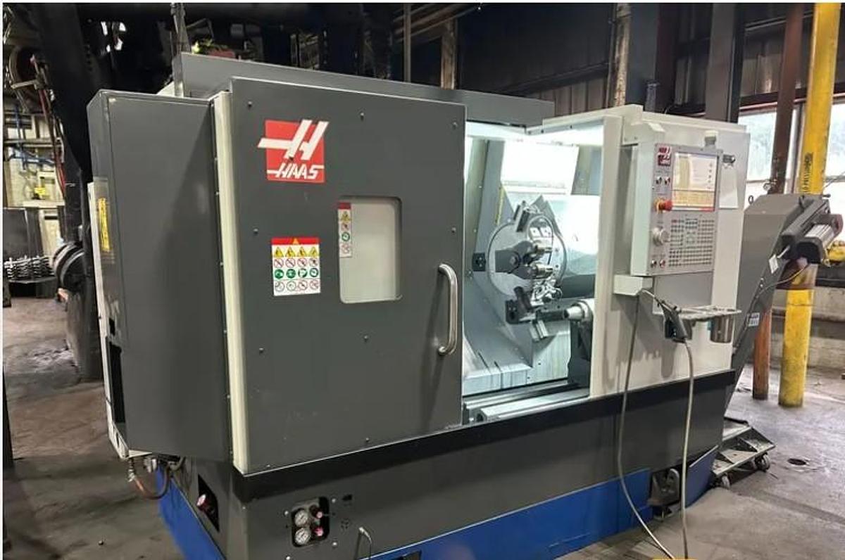 Used 2022 Haas ST-25 with Tailstock, Tool Presetter, Chip Conveyor, 10" Hydraulic Chuck, BMT-65 Type 12 Station Turret